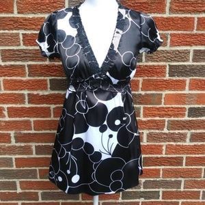 Wrapper Short Sleeve Shiny Top Size Small